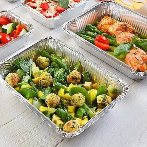 A cozinha versátil essencial: por que os recipientes para alimentos em folha de alumínio prateado brilham